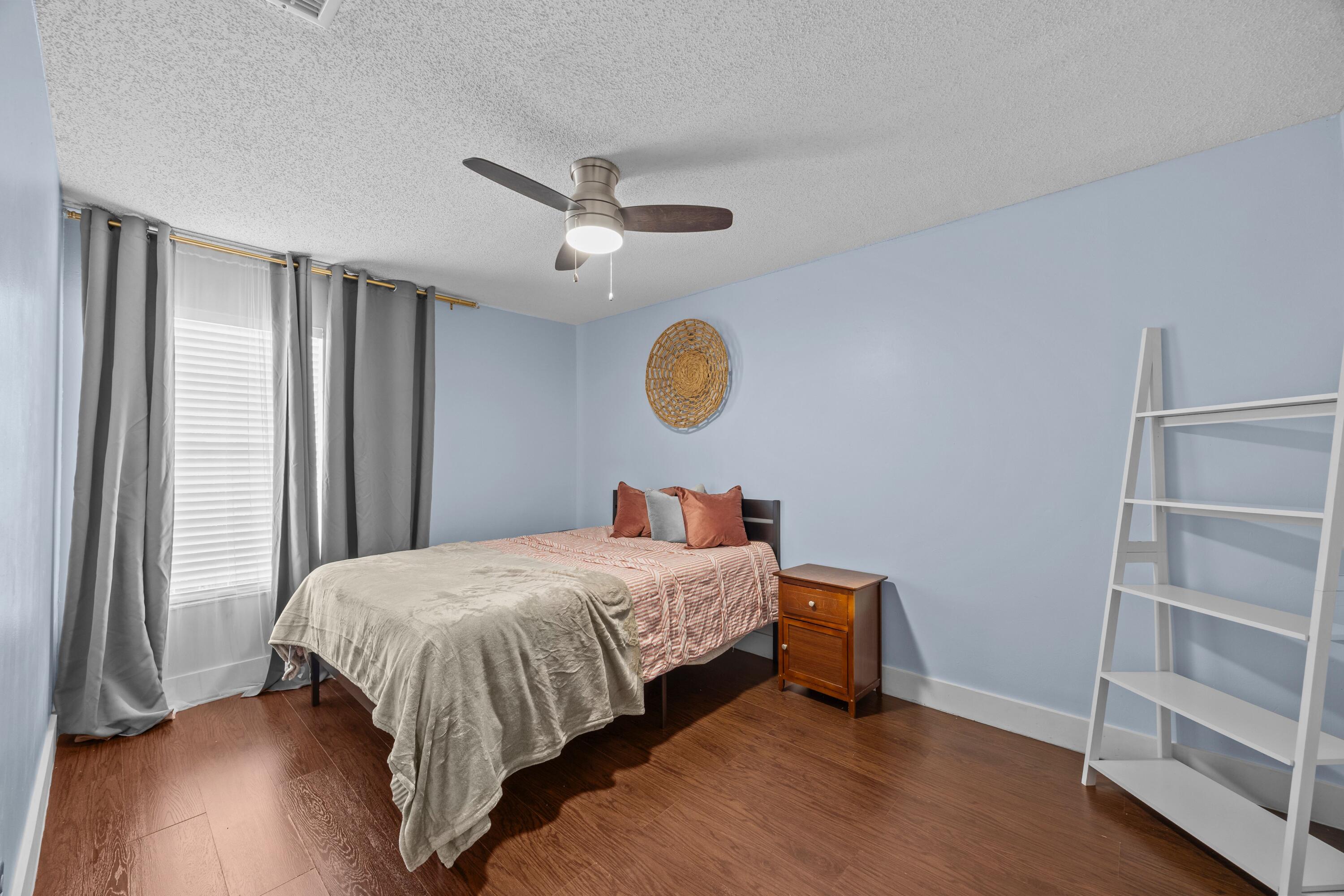 FRENCH QUARTER 3 - Residential Lease