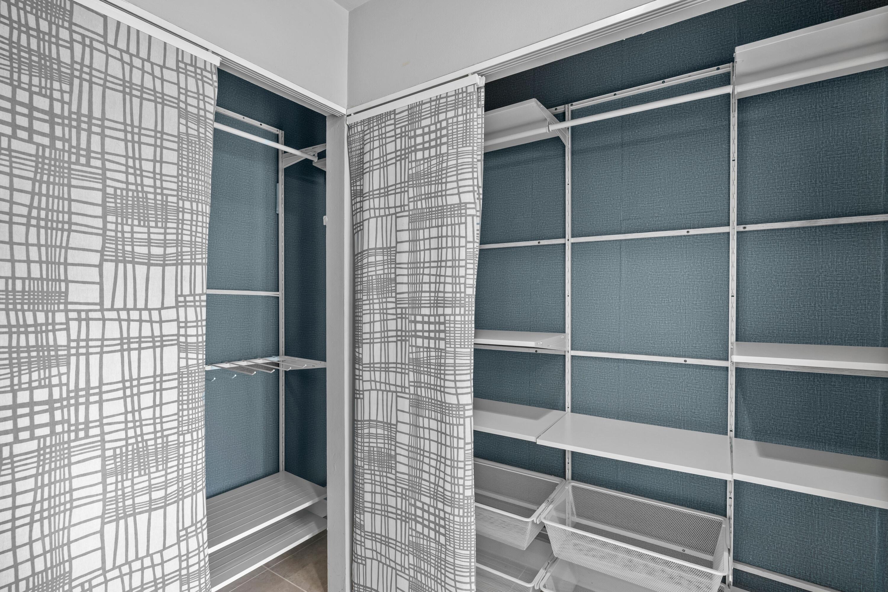 FRENCH QUARTER 3 - Residential Lease