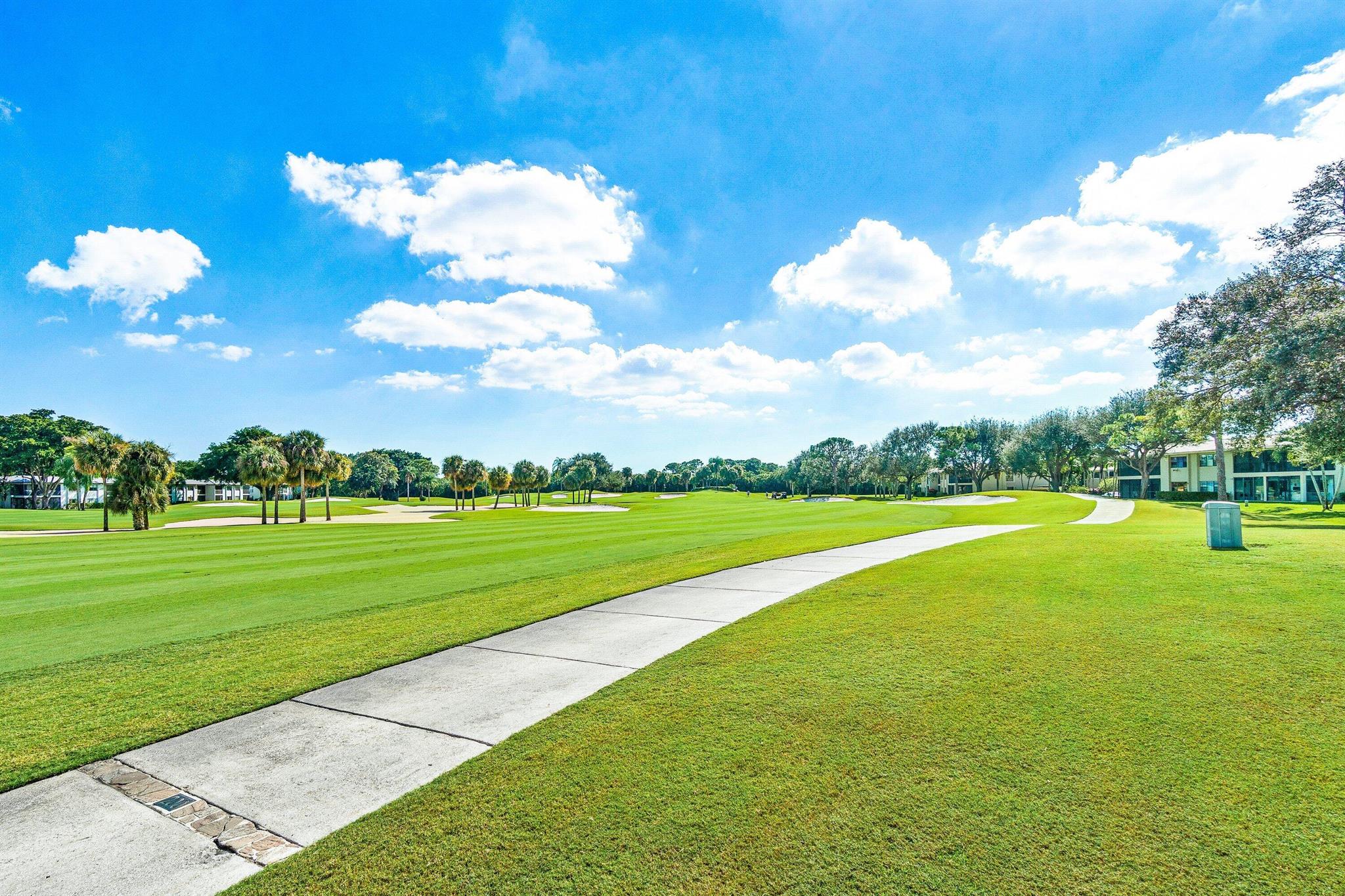 STRATFORD AT HUNTERS RUN - Residential