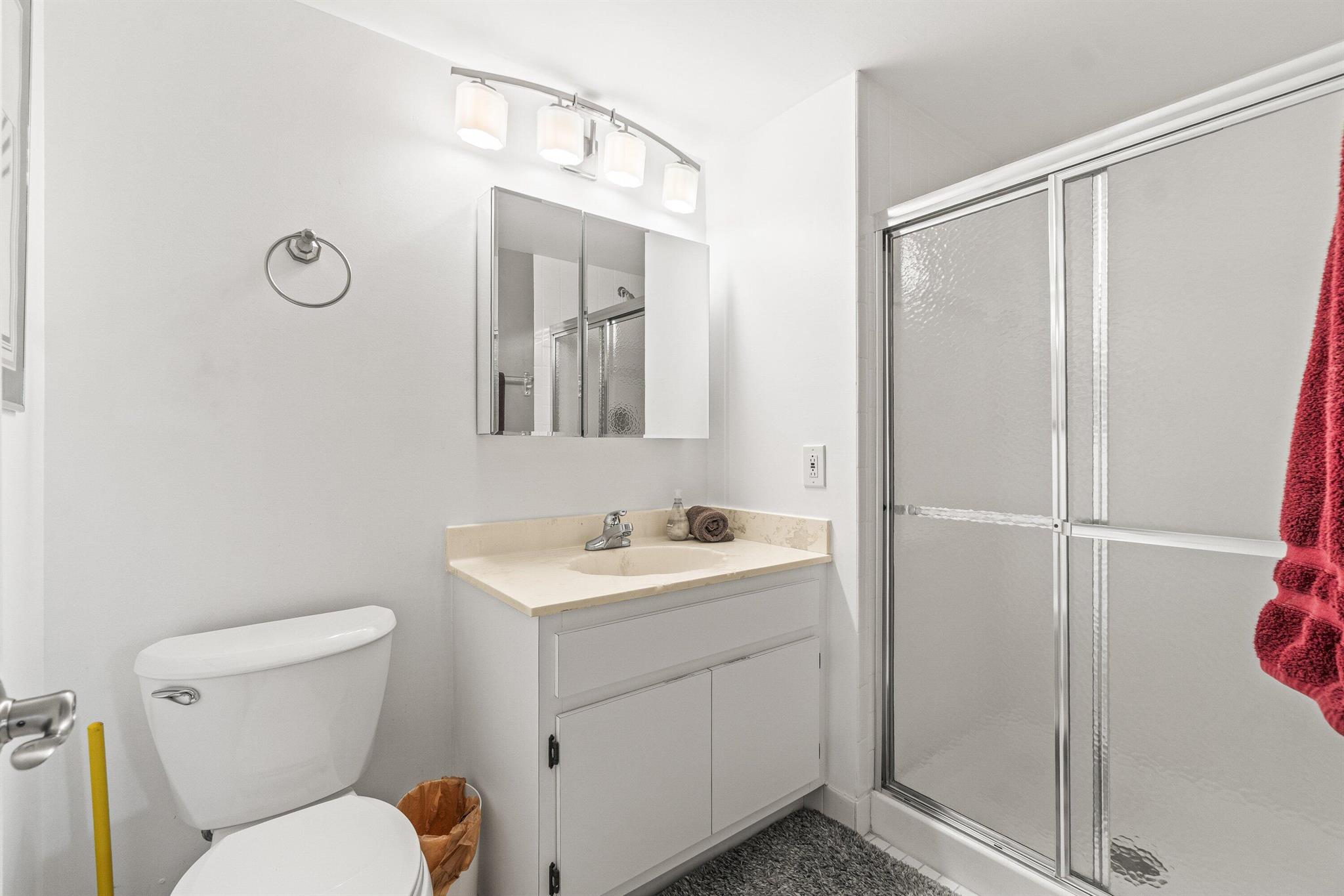 STRATFORD AT HUNTERS RUN - Residential