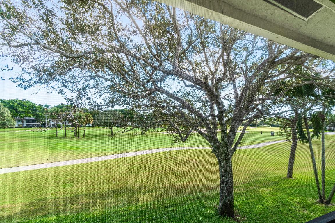 STRATFORD AT HUNTERS RUN CONDO - Residential