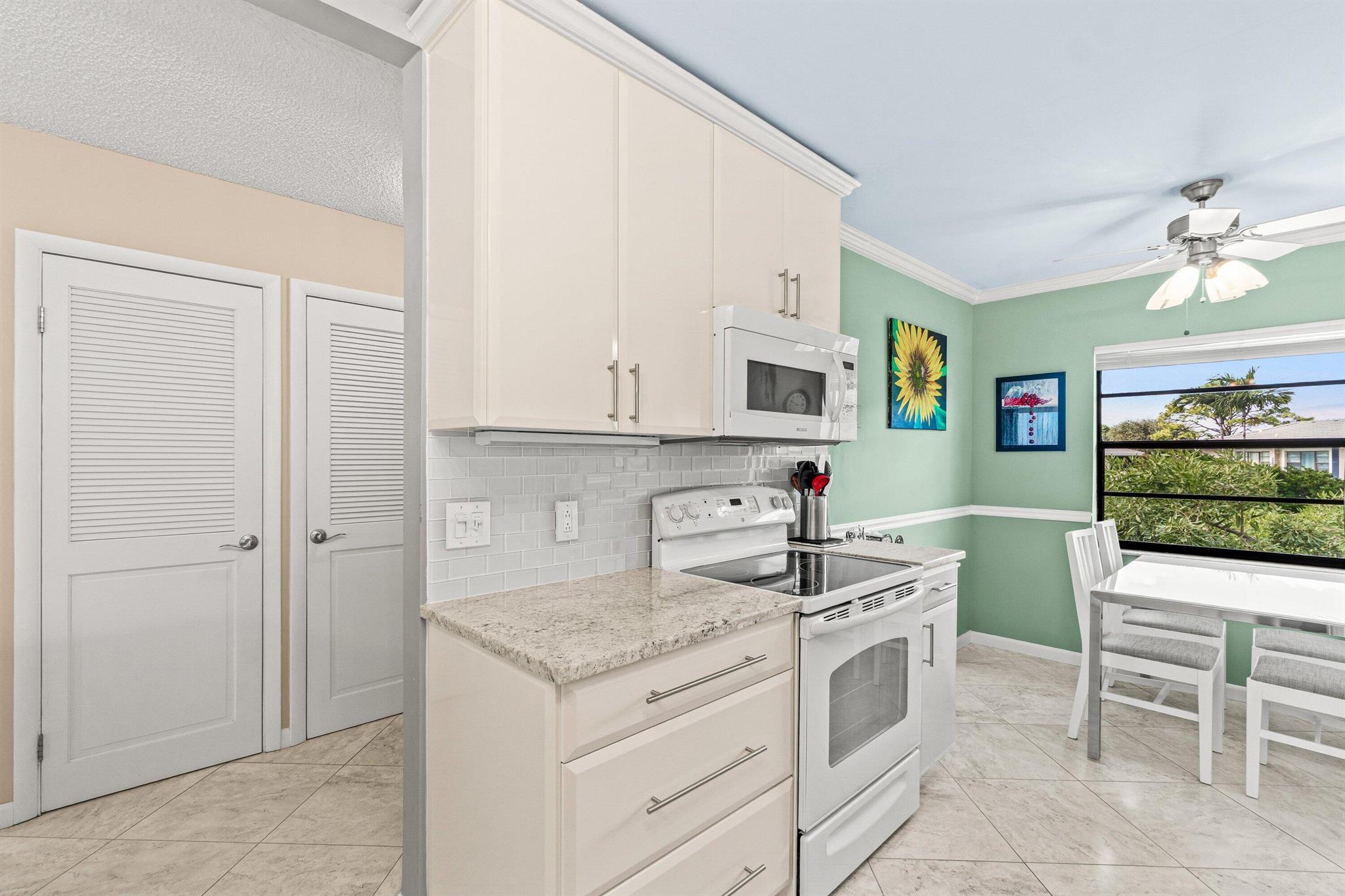 STRATFORD AT HUNTERS RUN - Residential