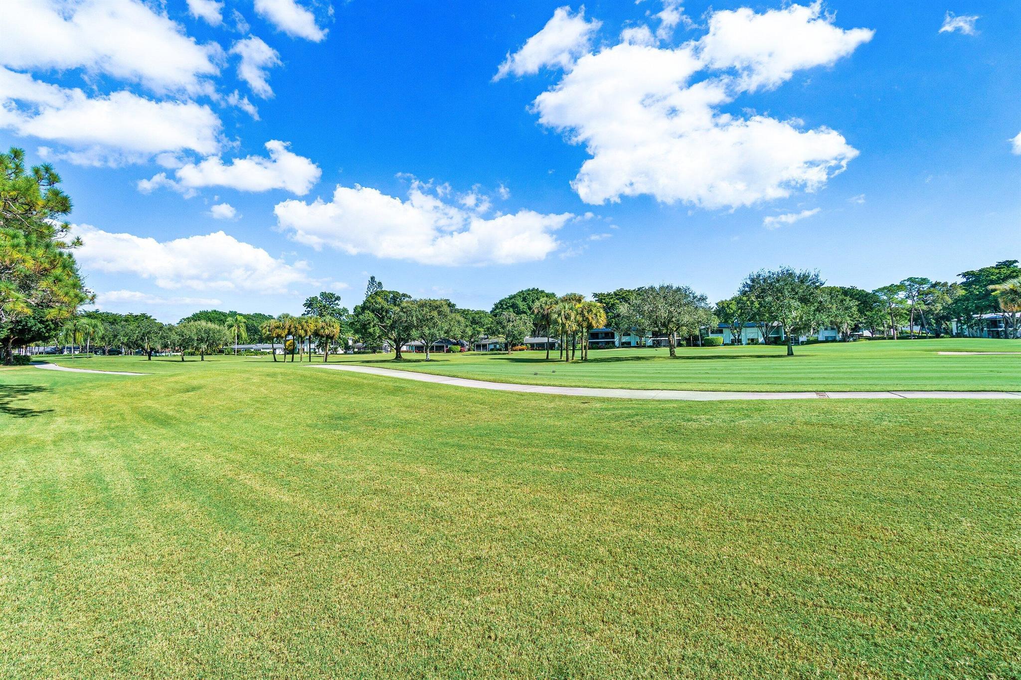 STRATFORD AT HUNTERS RUN - Residential