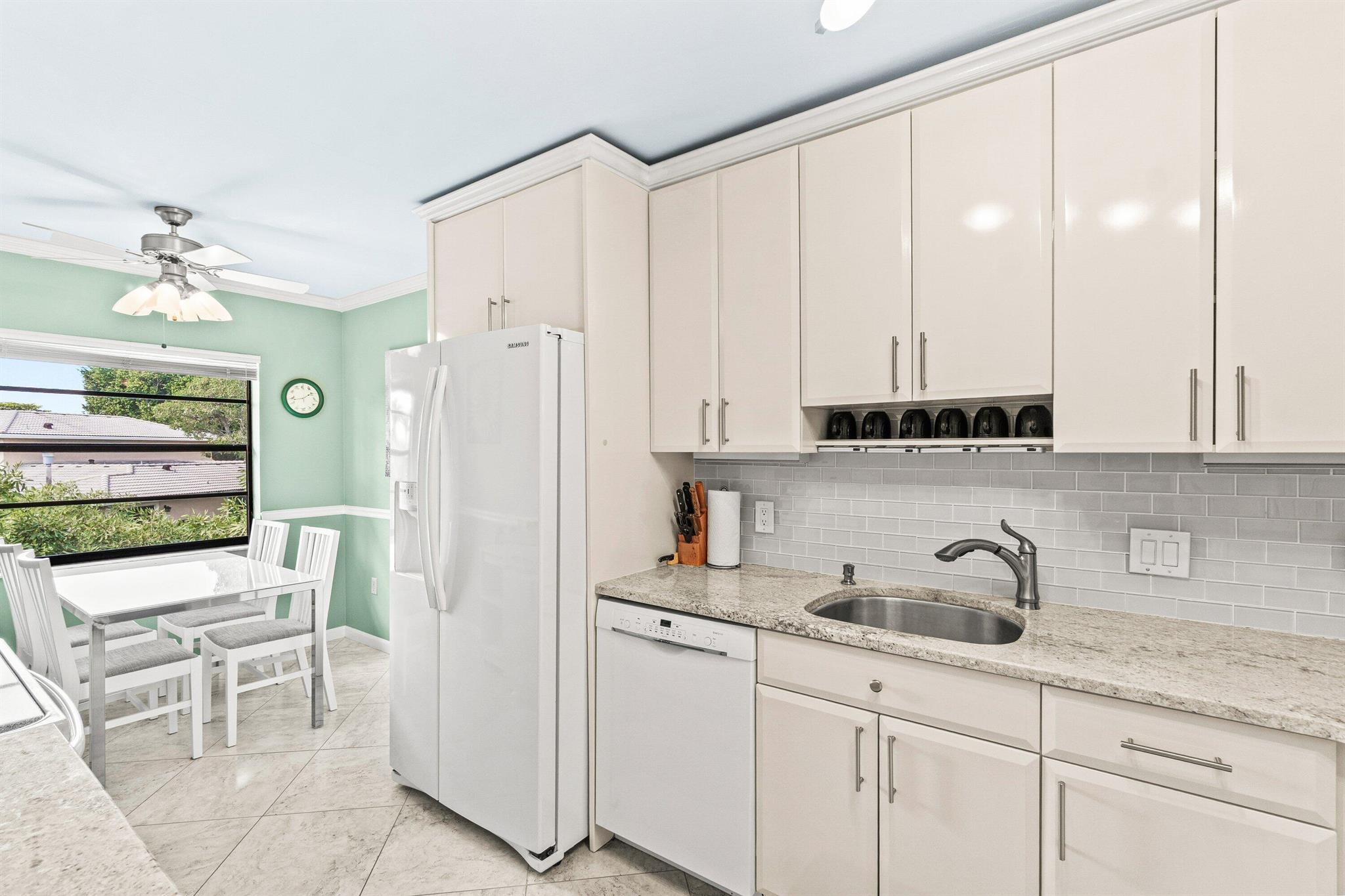 STRATFORD AT HUNTERS RUN - Residential