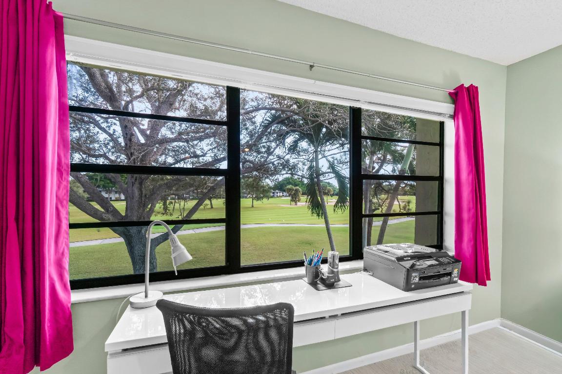 STRATFORD AT HUNTERS RUN CONDO - Residential