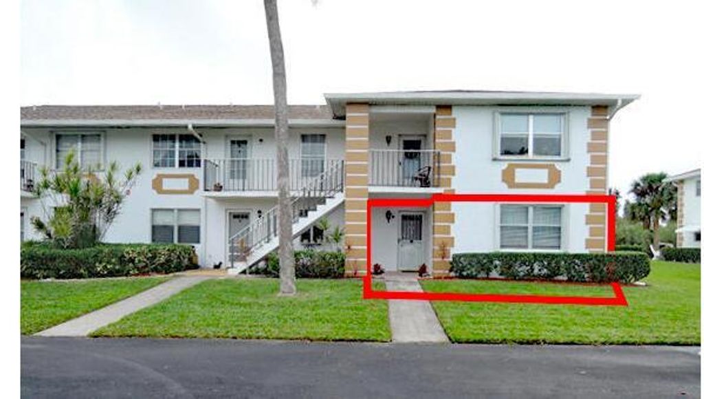 Photo of 1203 S Lakes End Drive #1, Fort Pierce, FL 34982 (MLS # R10761750)