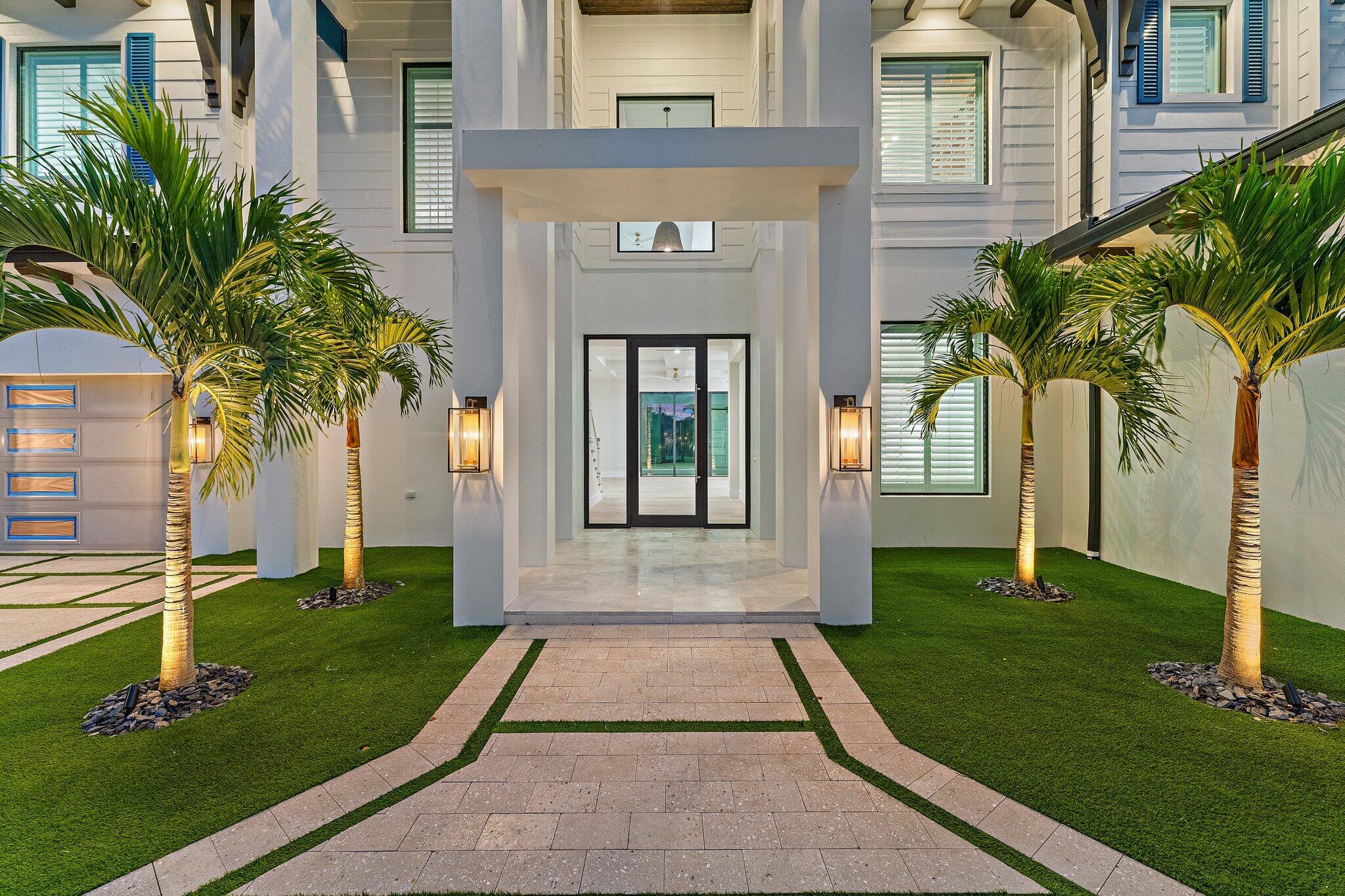 COUNTRY CLUB POINT - Residential