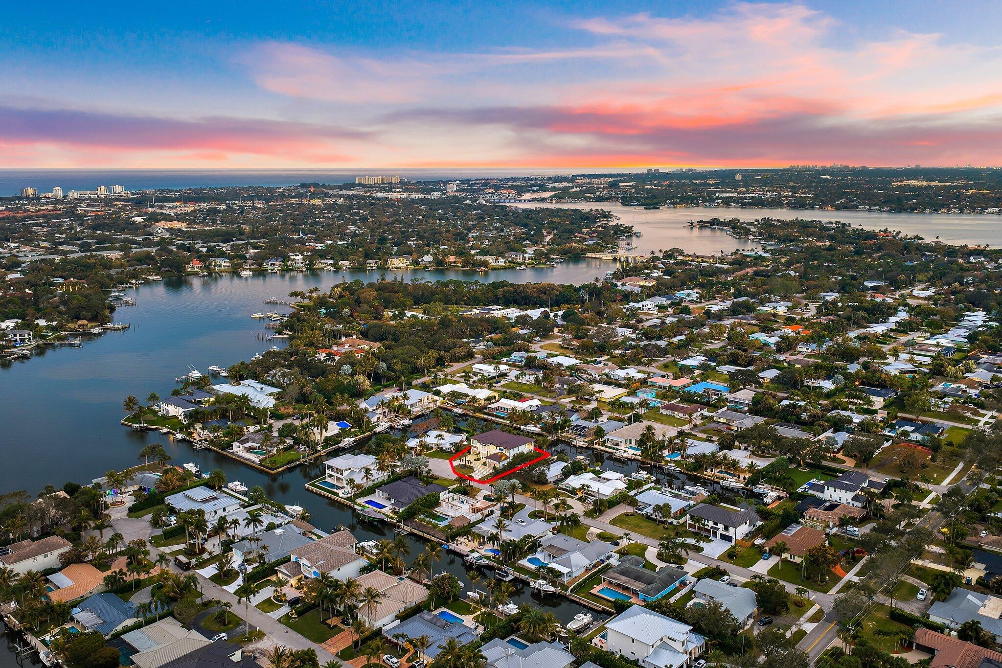COUNTRY CLUB POINT - Residential