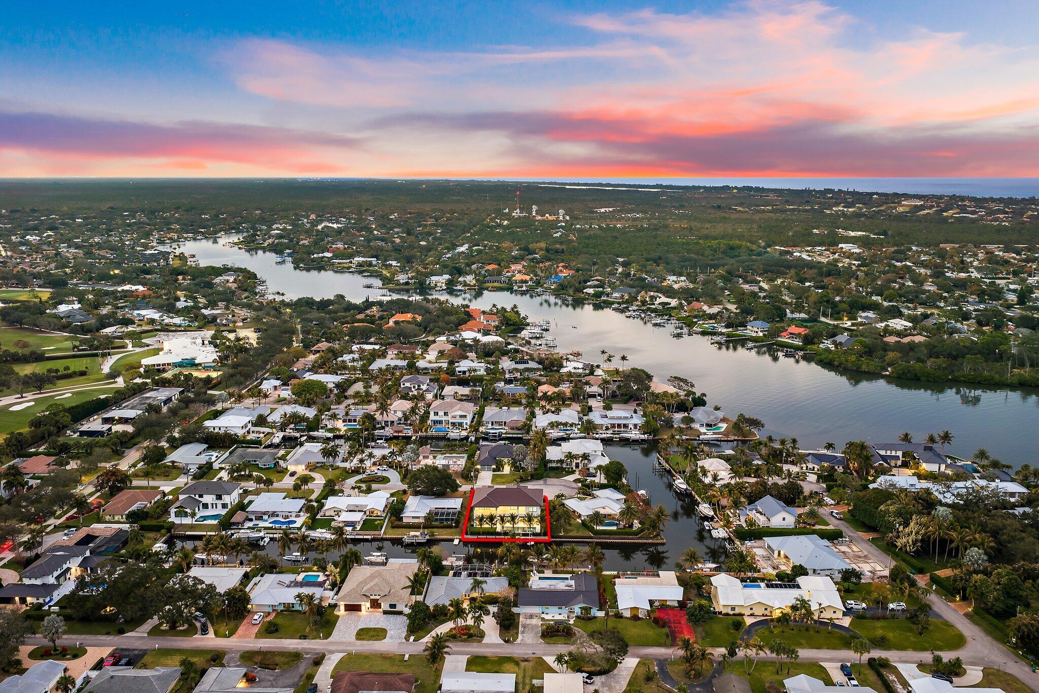 COUNTRY CLUB POINT - Residential