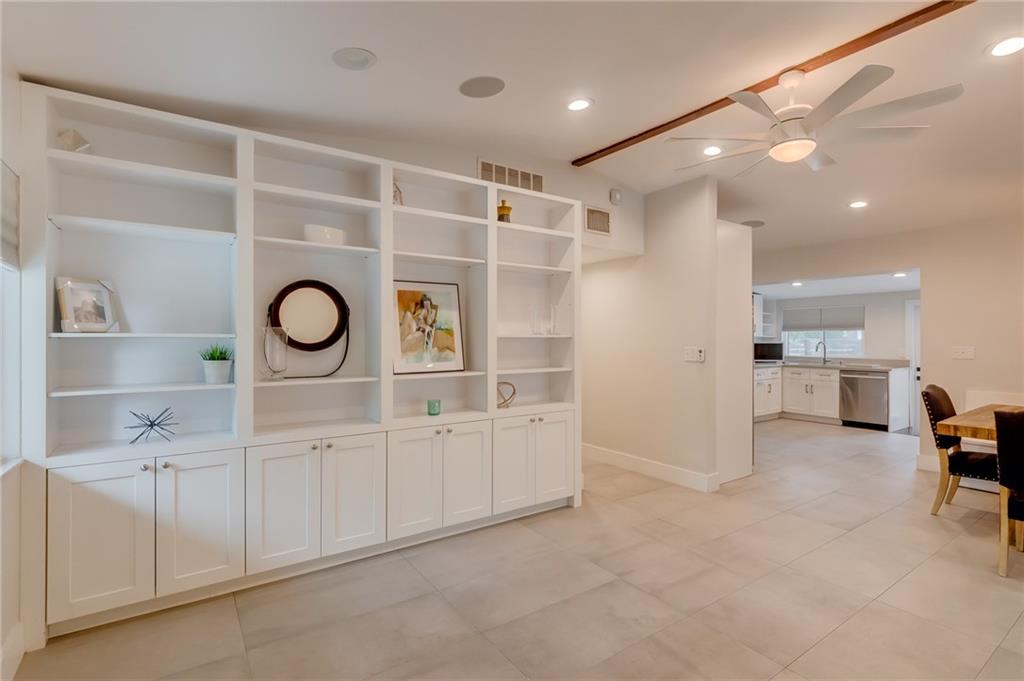 River Oaks - Residential