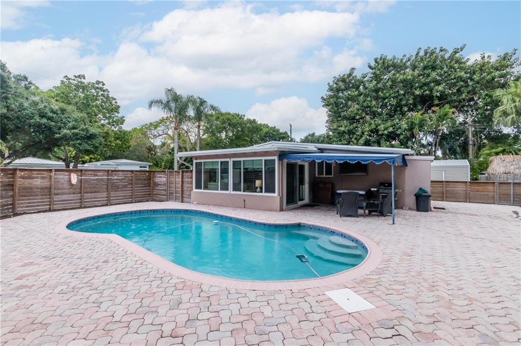 River Oaks - Residential