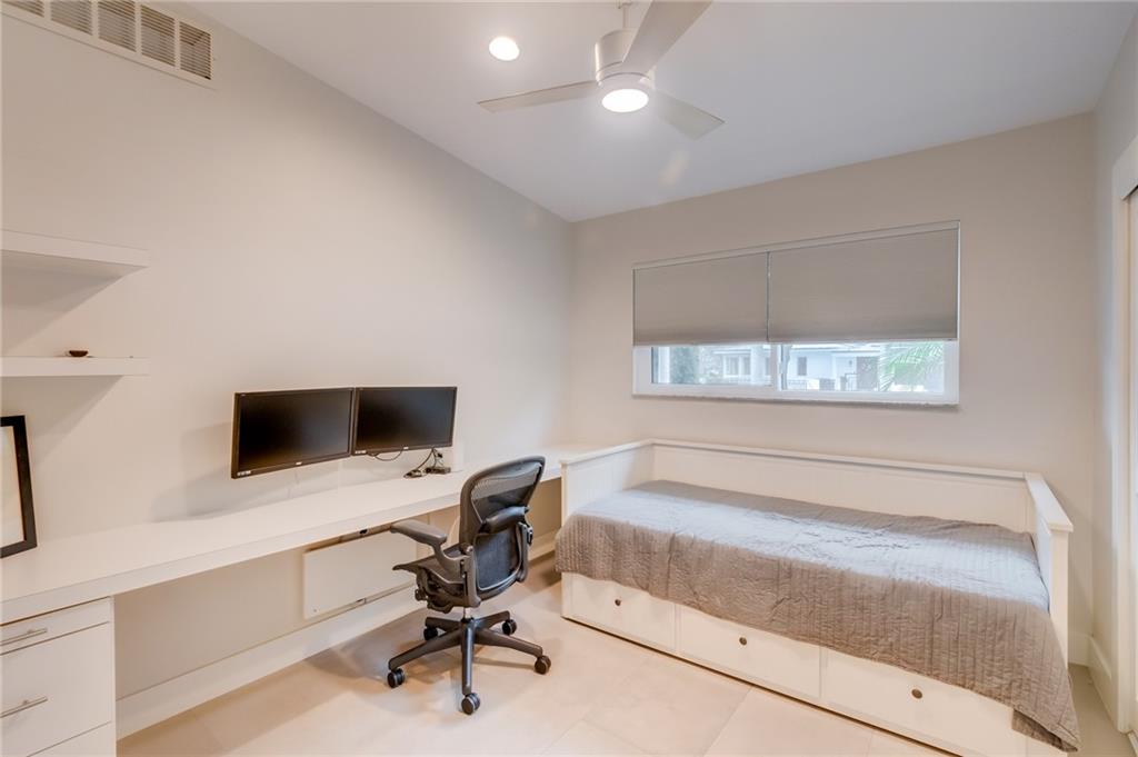 River Oaks - Residential