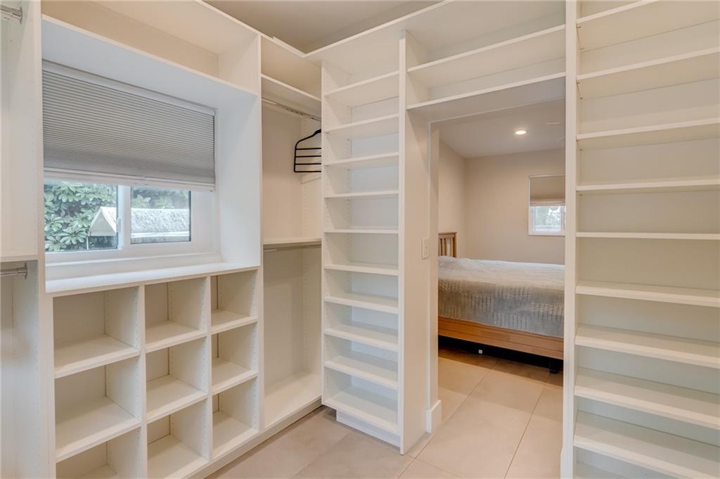 River Oaks - Residential