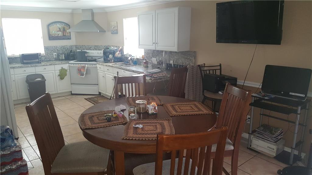 Broadview Park 36-33 B - Residential