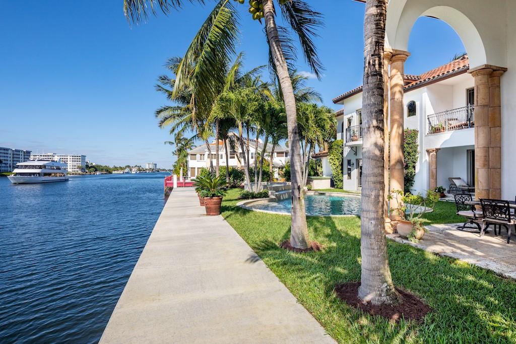 DEL HARBOUR - Residential