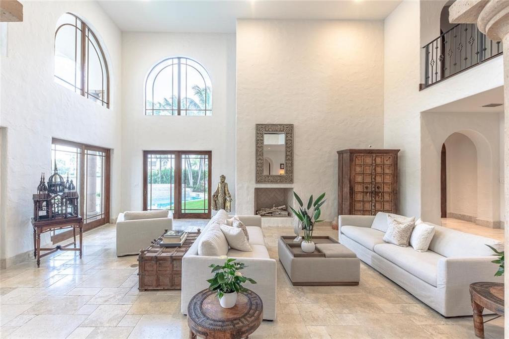 DEL HARBOUR - Residential