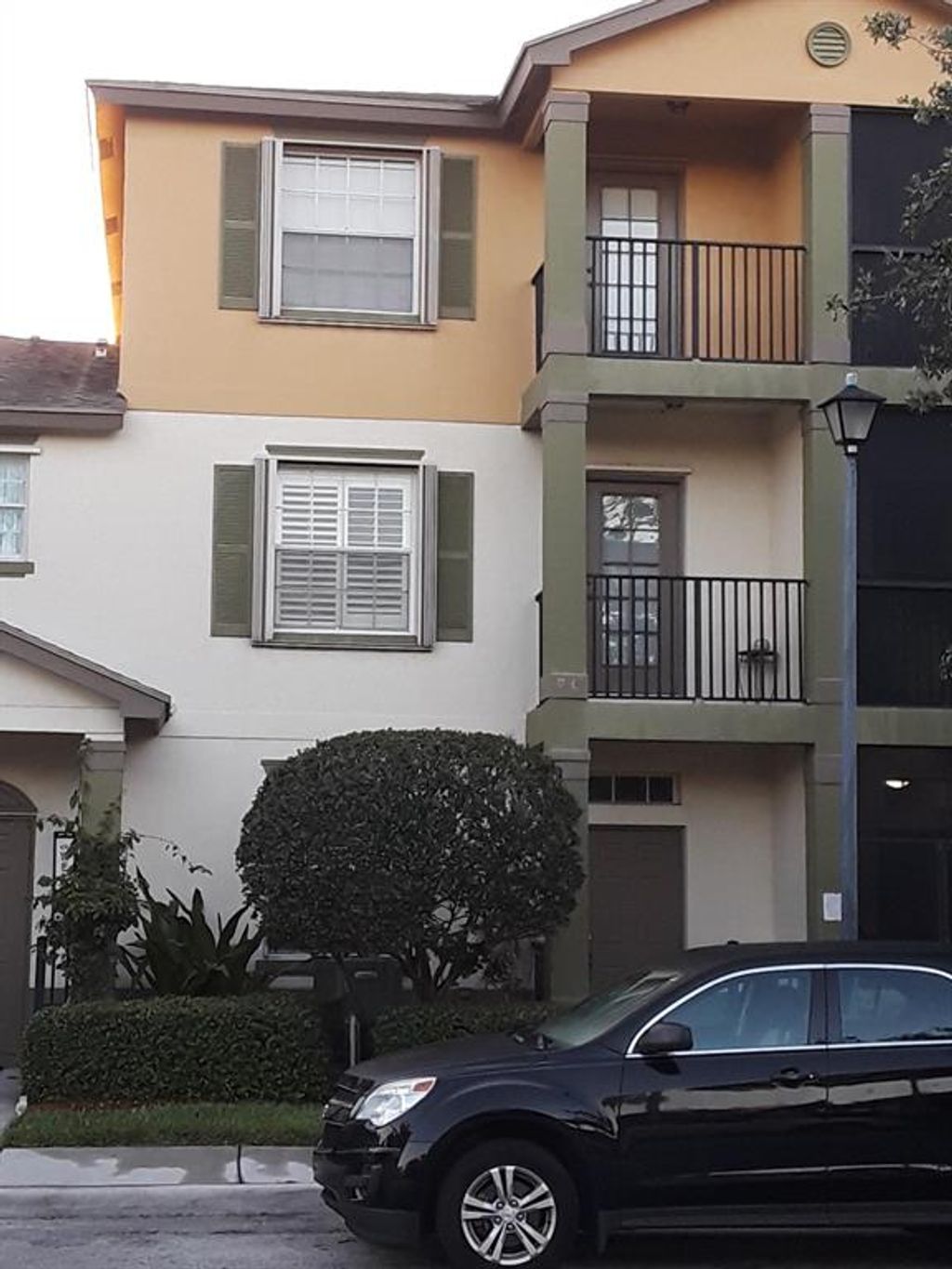 Photo of 1941 SE Interlachen Drive, Port Saint Lucie, FL 34952 (MLS # R10714724)