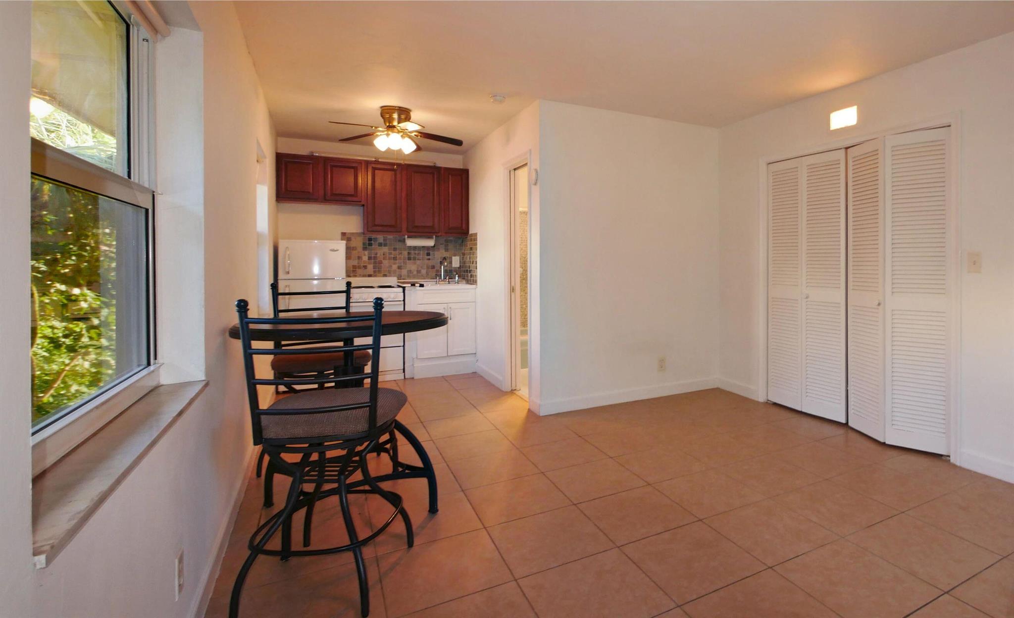 DEERFIELD BEACH - Residential Lease