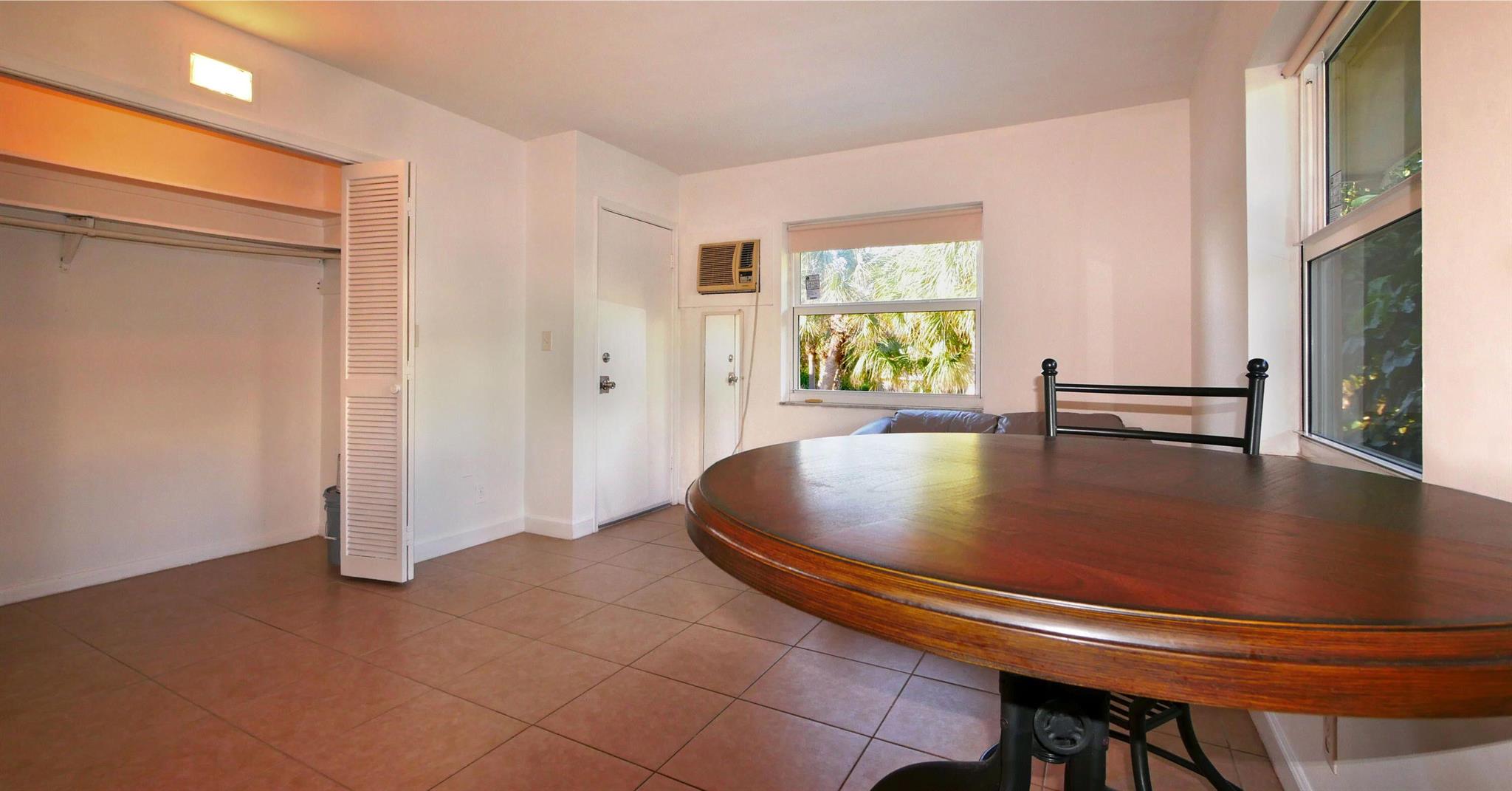 DEERFIELD BEACH - Residential Lease