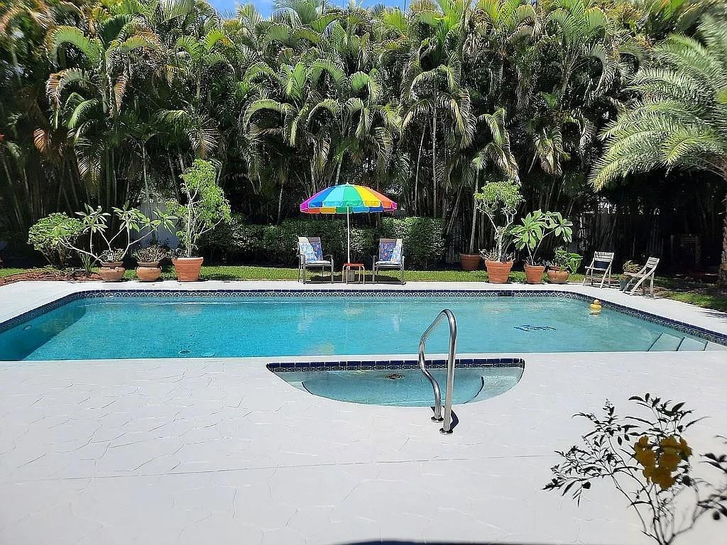 Pinewood Lane - Residential