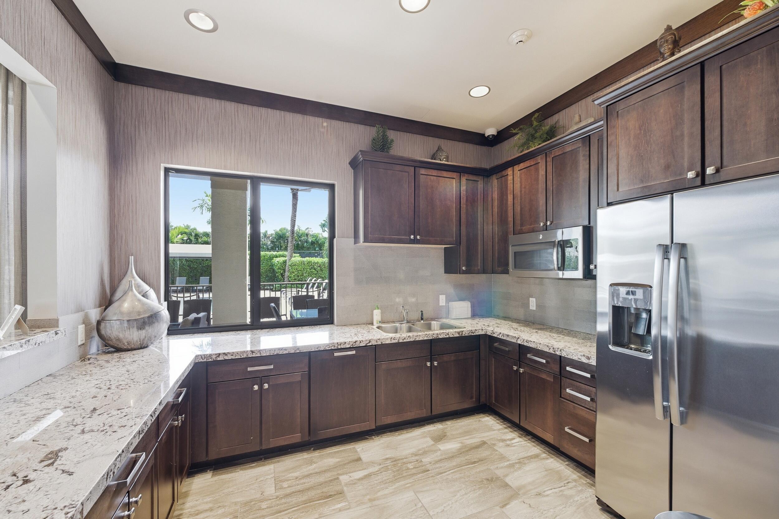 ATLANTIC COMMONS PL 2 - Residential