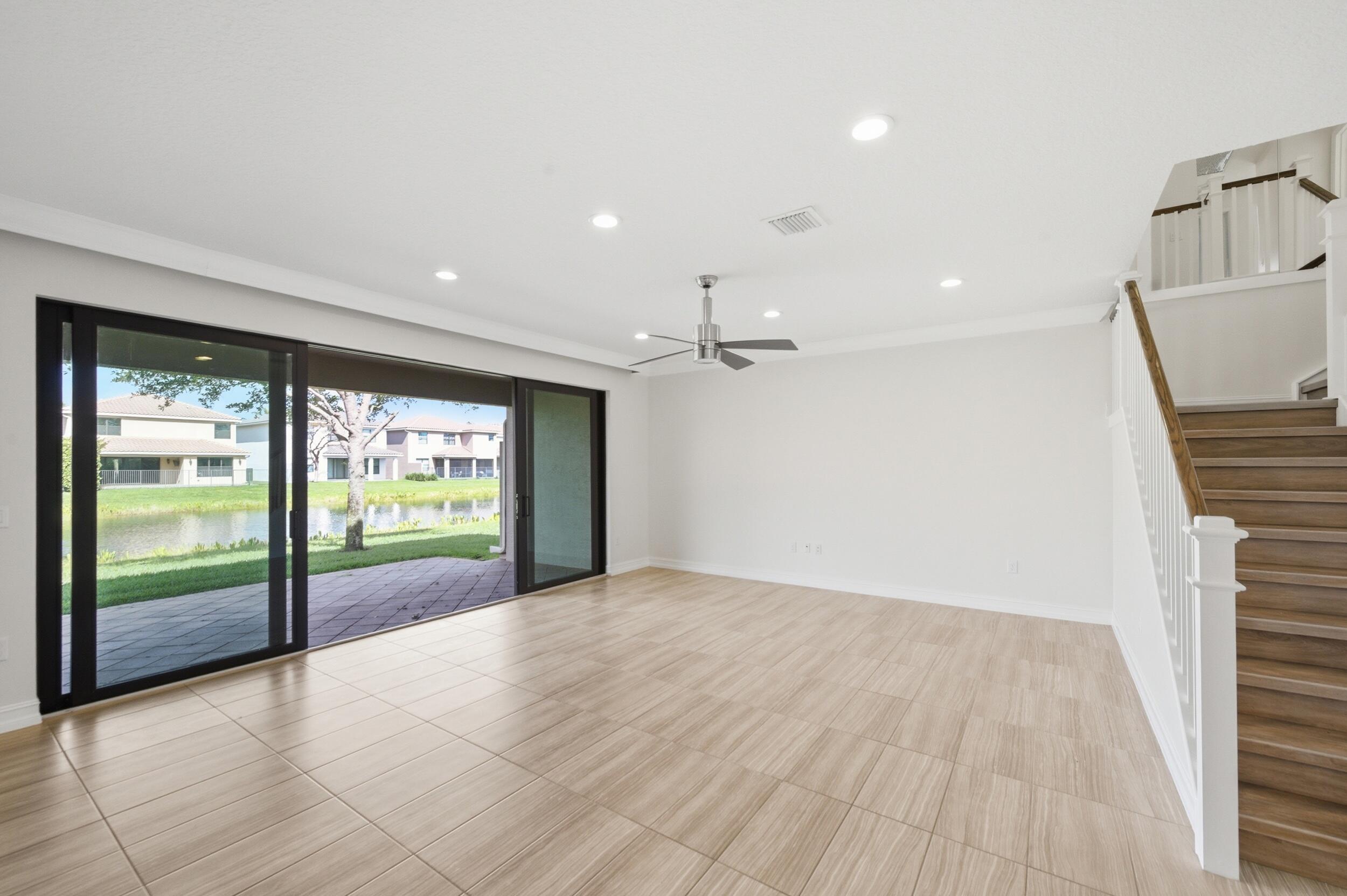 ATLANTIC COMMONS PL 2 - Residential