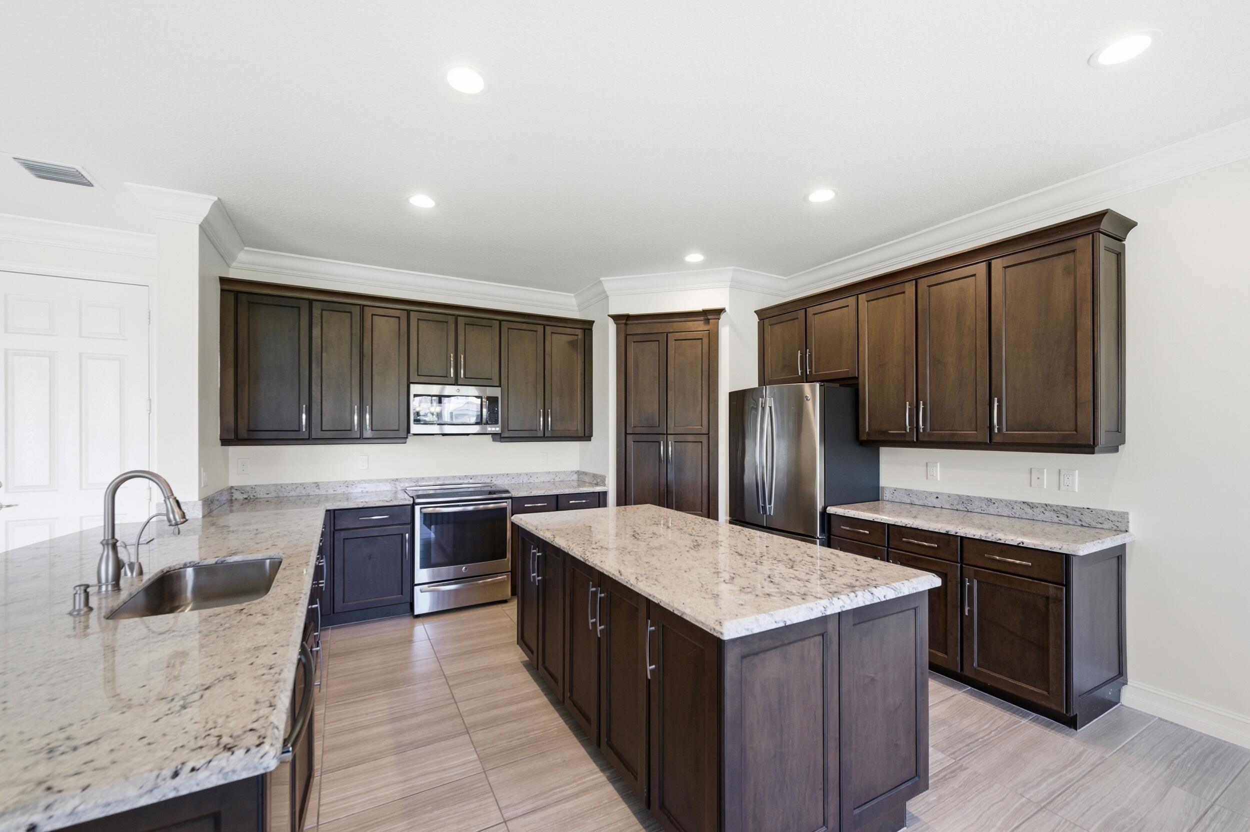 ATLANTIC COMMONS PL 2 - Residential