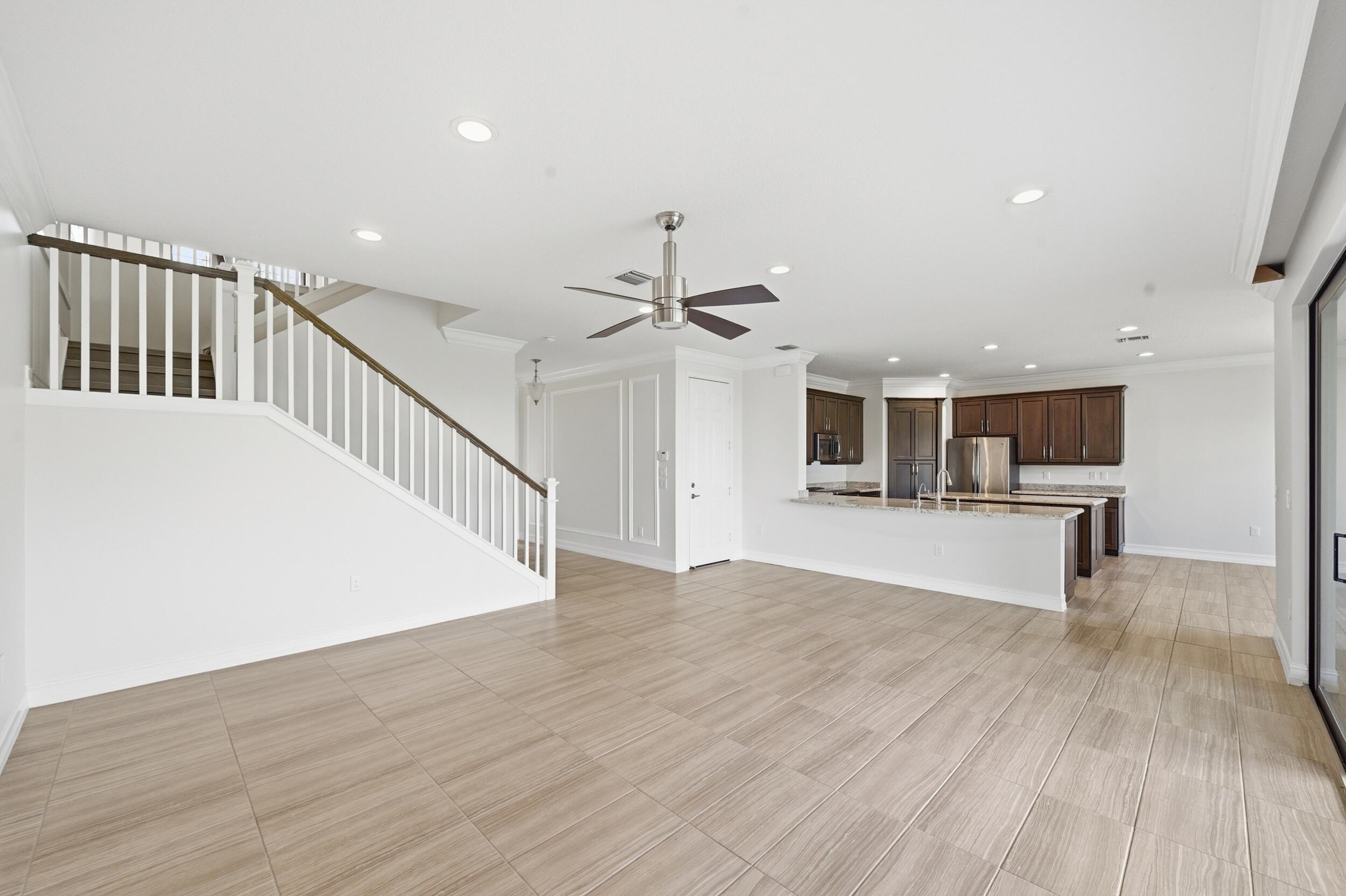 ATLANTIC COMMONS PL 2 - Residential