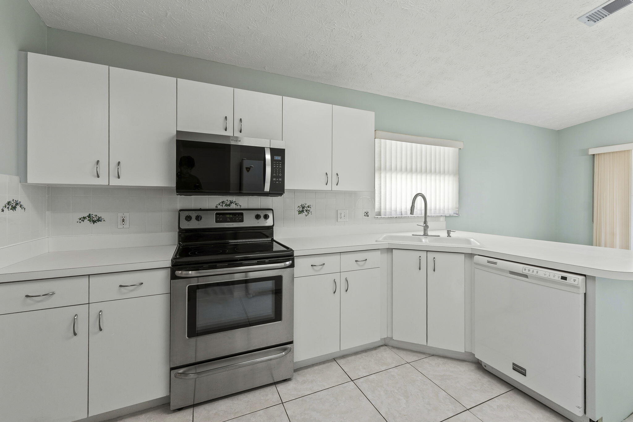 PALM GROVE SUBDIVISION - Residential