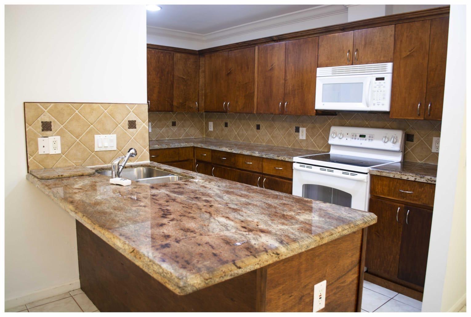 SUGAR POND MANOR OF WELLI - Residential Lease