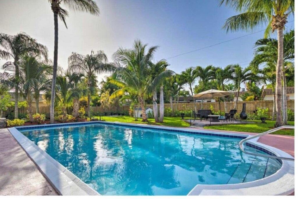 LAKE BOYNTON ESTATES 1 - Residential