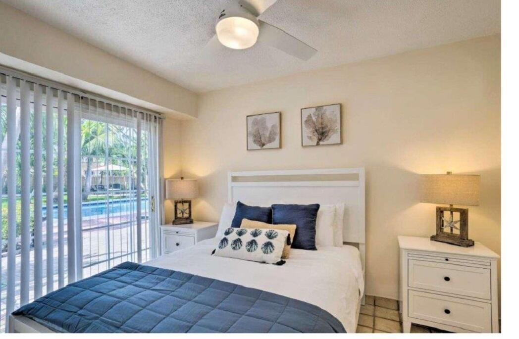 LAKE BOYNTON ESTATES 1 - Residential
