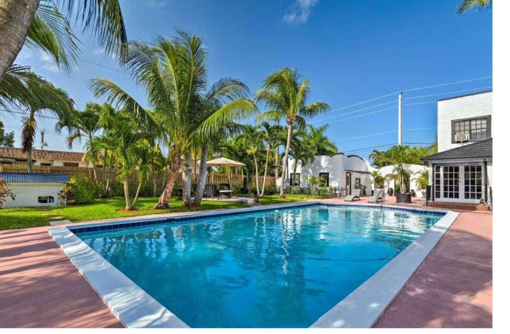 LAKE BOYNTON ESTATES 1 - Residential