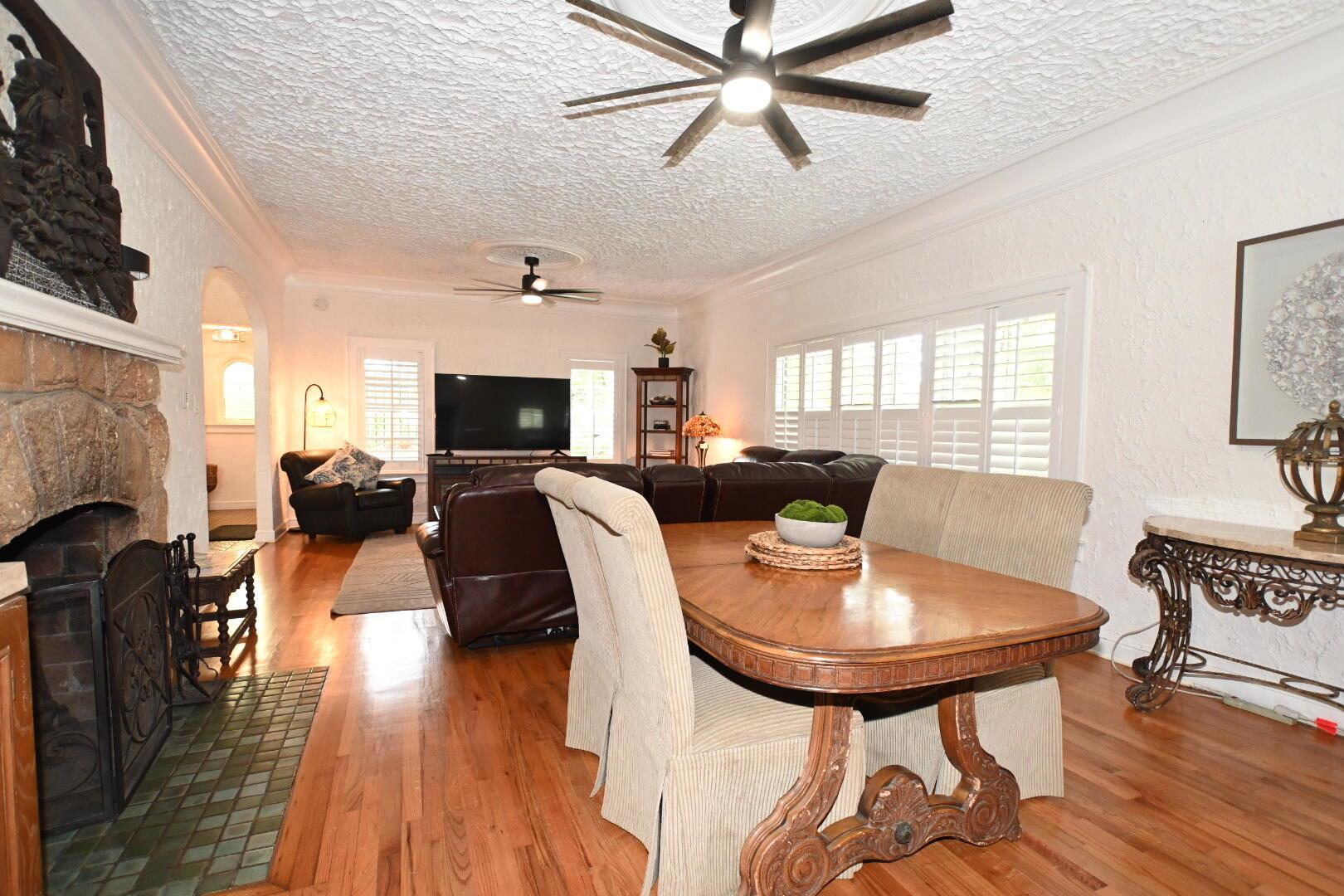 LAKE BOYNTON ESTATES 1 - Residential