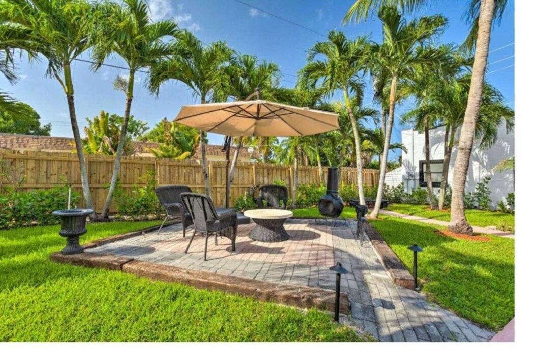 LAKE BOYNTON ESTATES 1 - Residential