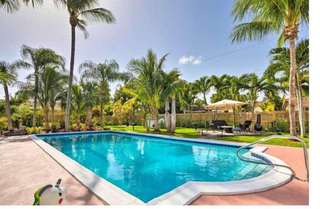 LAKE BOYNTON ESTATES 1 - Residential