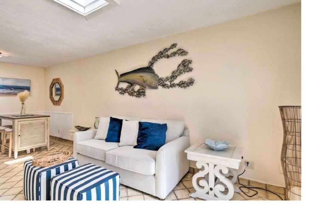 LAKE BOYNTON ESTATES 1 - Residential