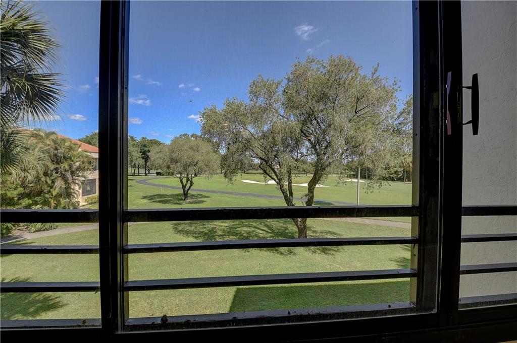 LA PAZ AT BOCA POINTE - Residential