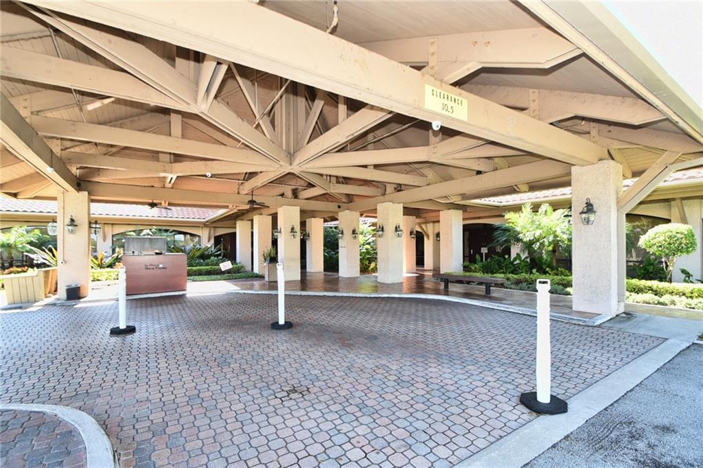 LA PAZ AT BOCA POINTE - Residential