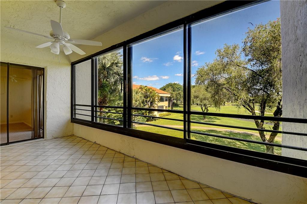 LA PAZ AT BOCA POINTE - Residential