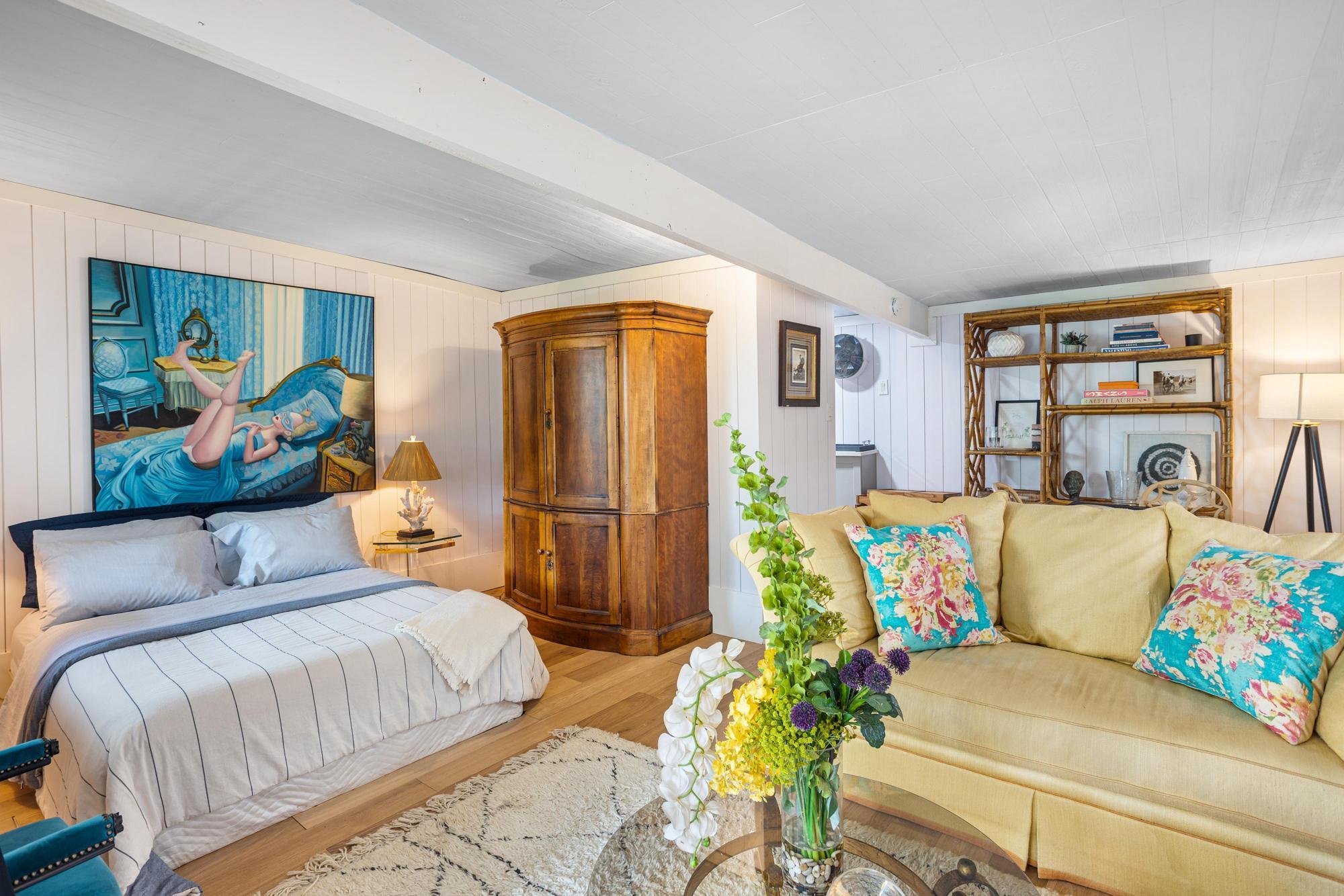 LAKEWOOD - Residential Lease