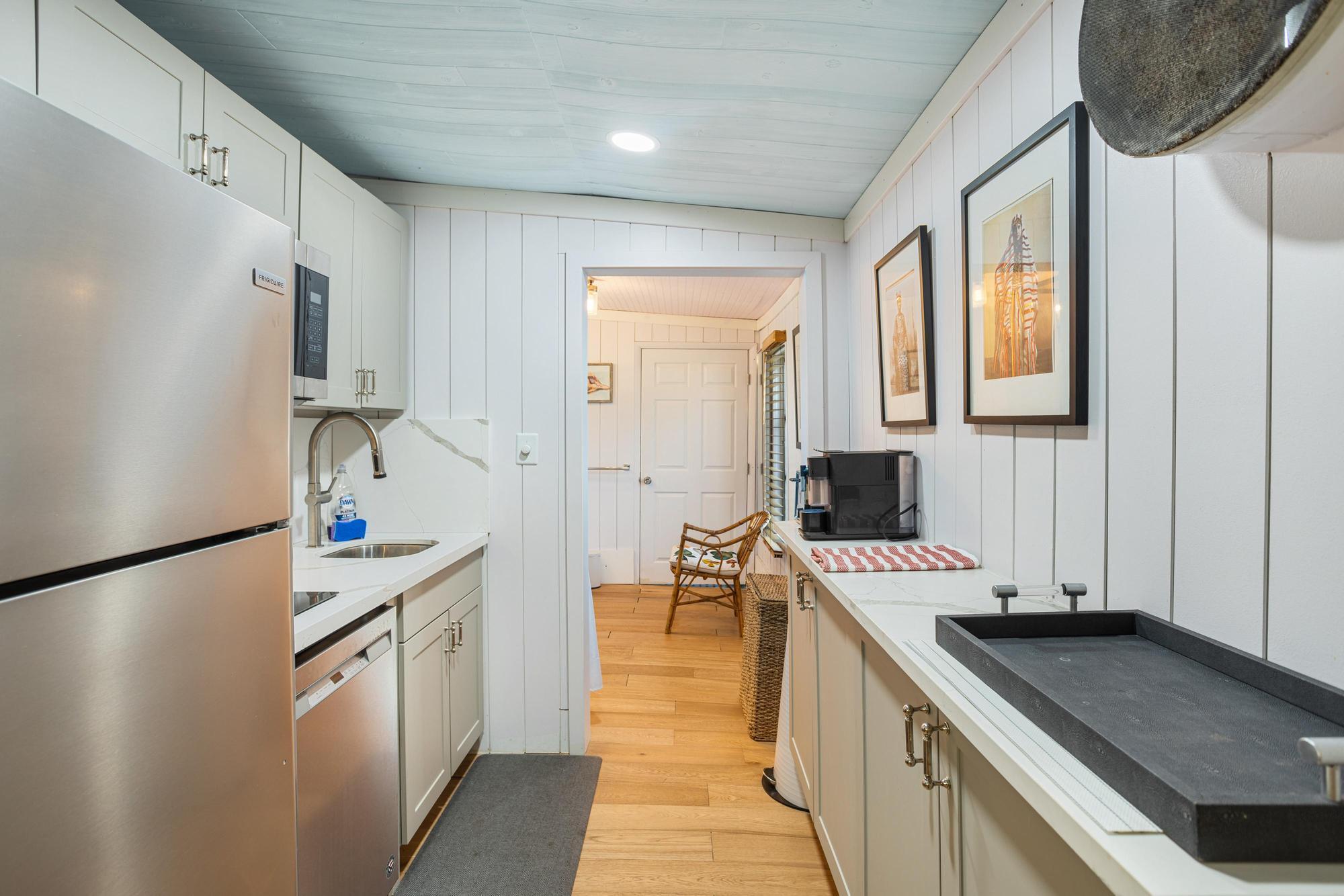LAKEWOOD - Residential Lease