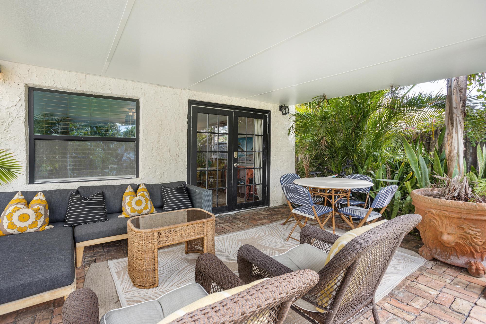 LAKEWOOD - Residential Lease