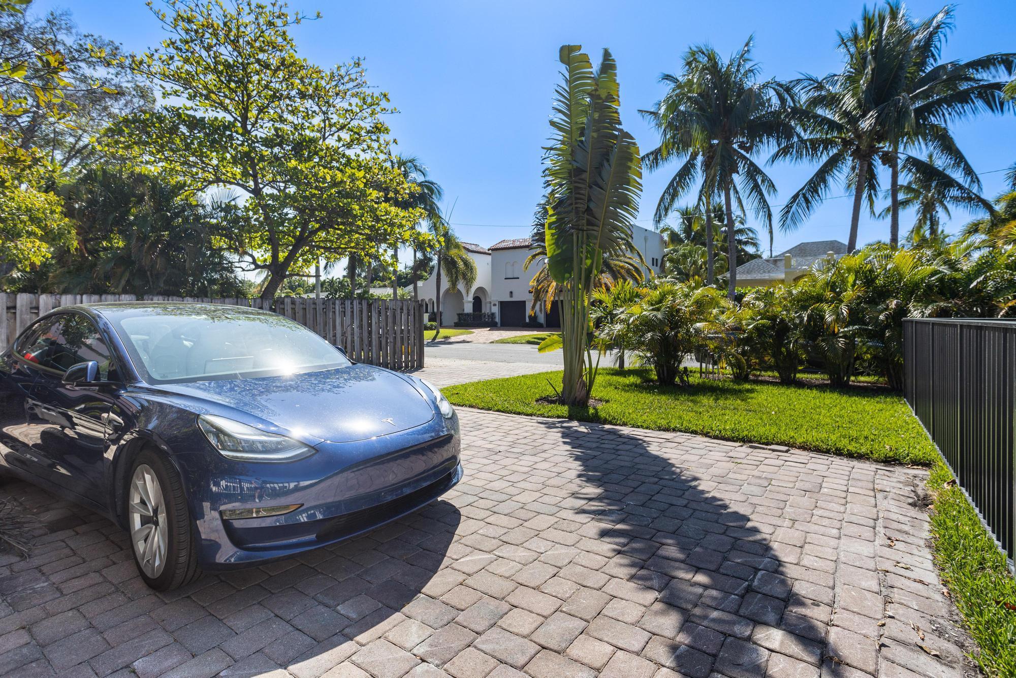 LAKEWOOD - Residential Lease