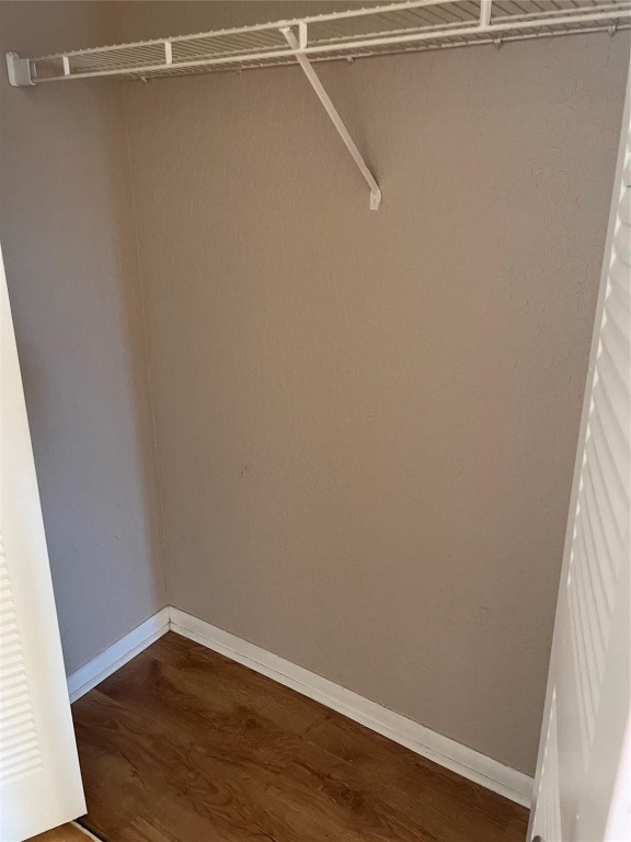 Lakkeview Club Condo - Residential