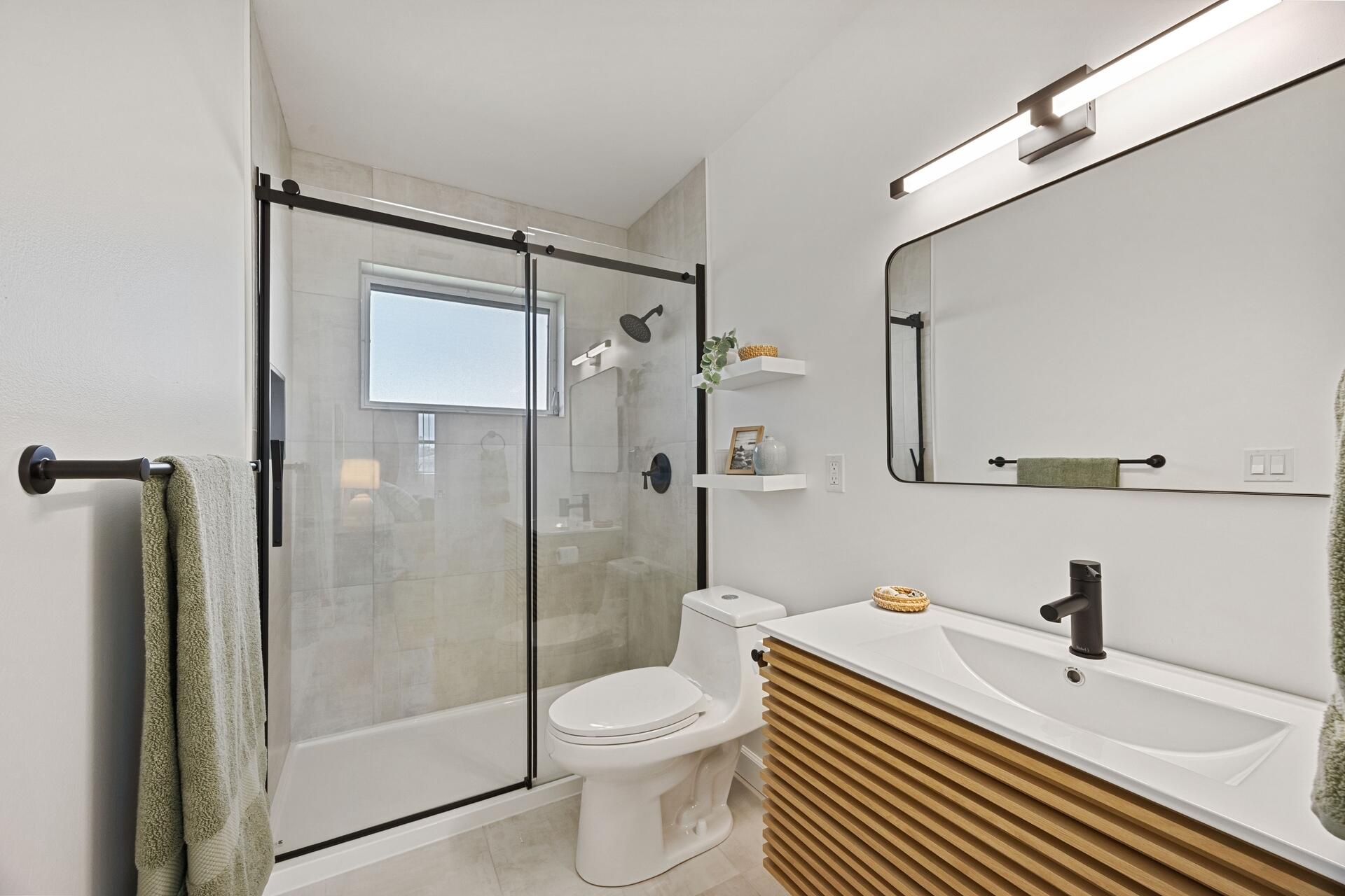 CRESTHAVEN VILLAS CONDO 24 - Residential