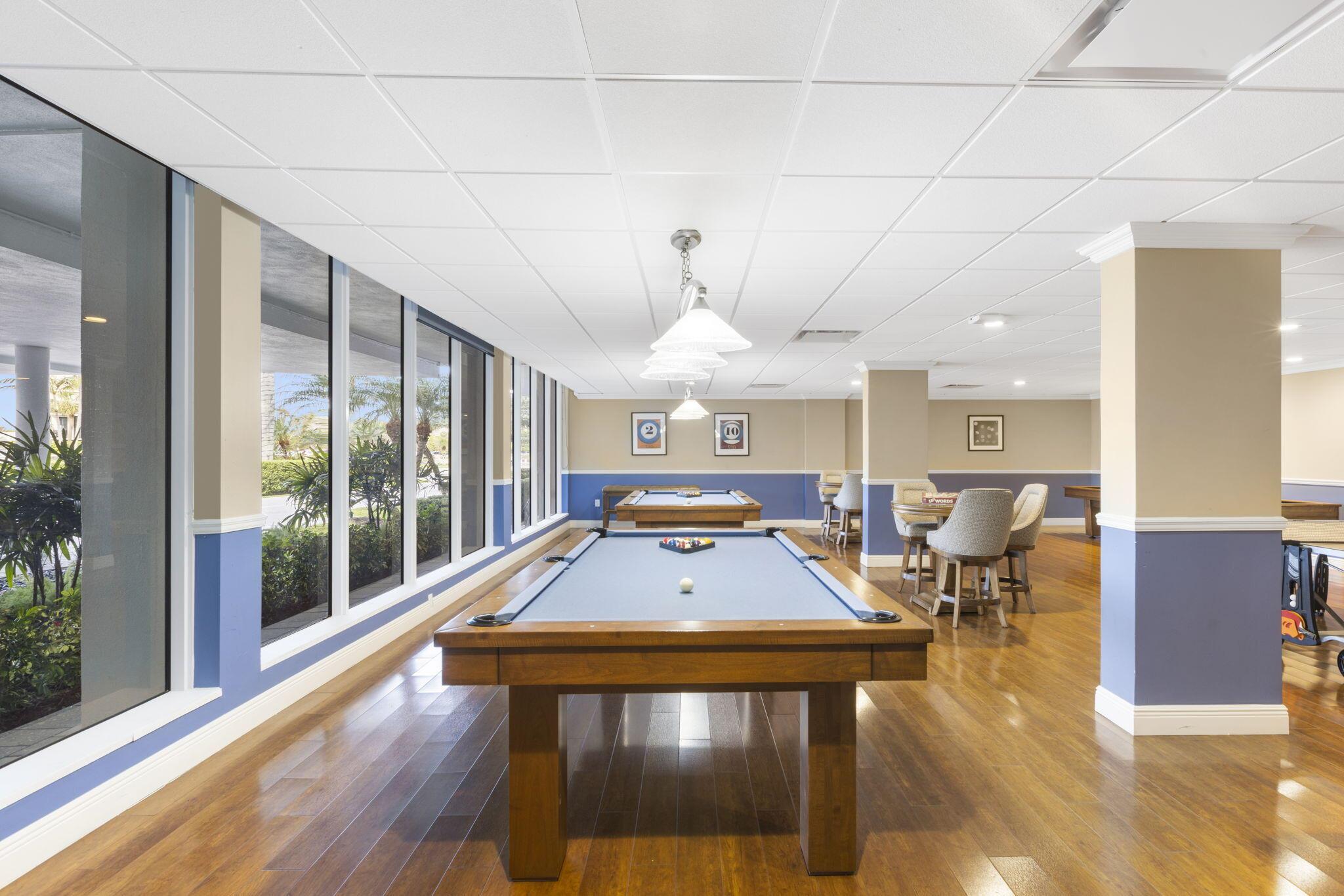 BARCLAY CONDO - Residential Lease