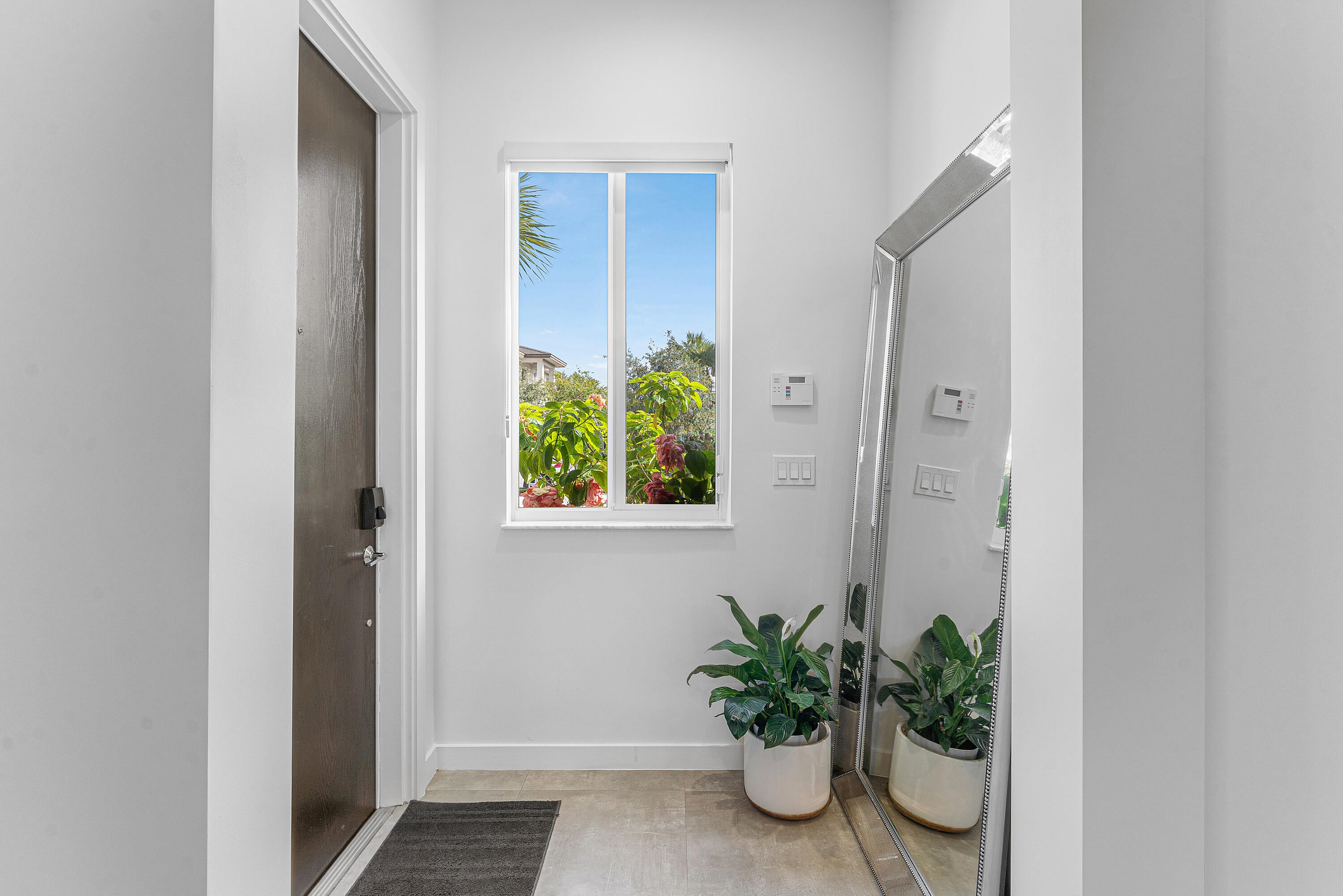 610 Pioneer Way