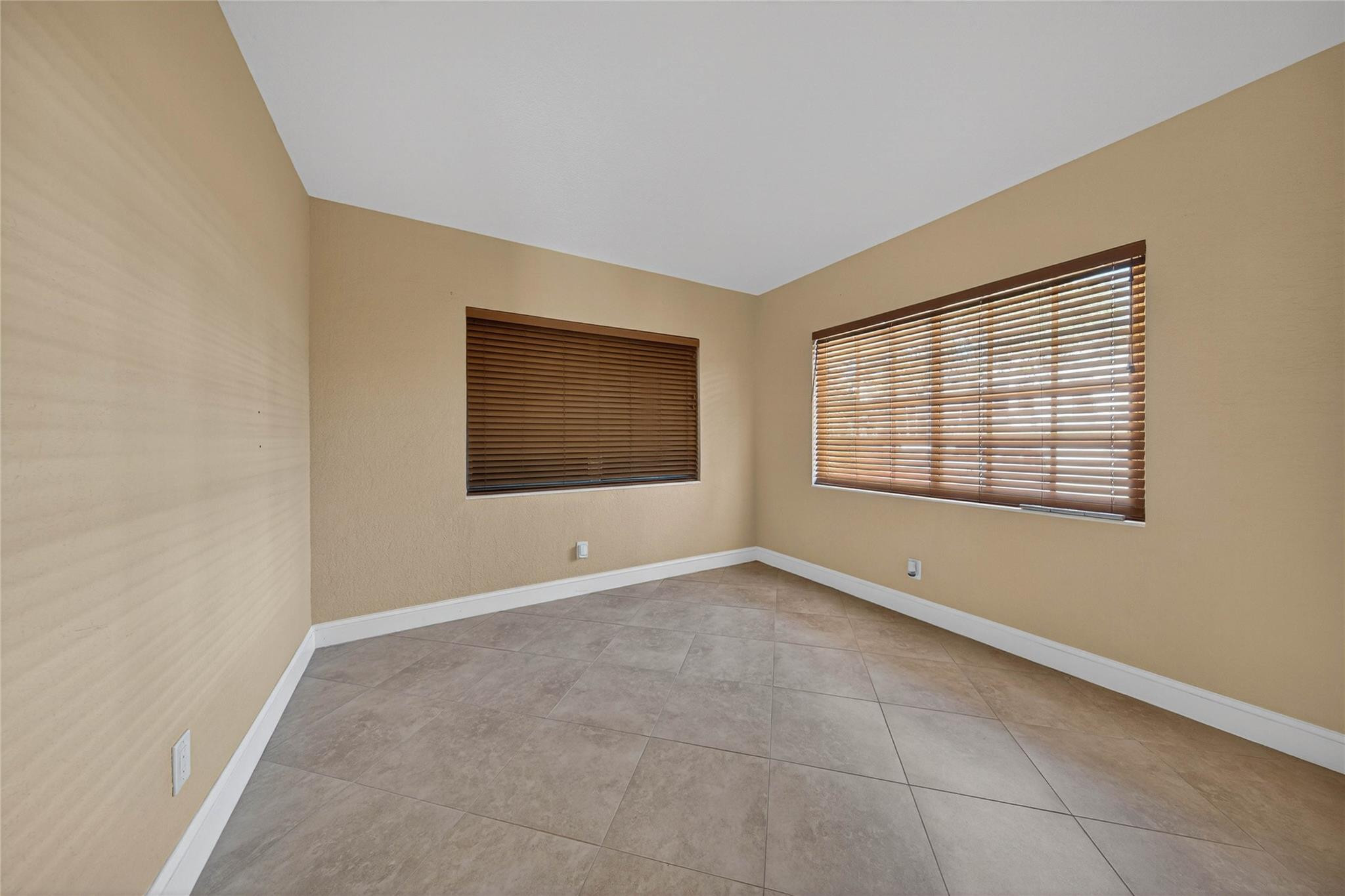 Silver Shores-Sub Tr D - Residential Income