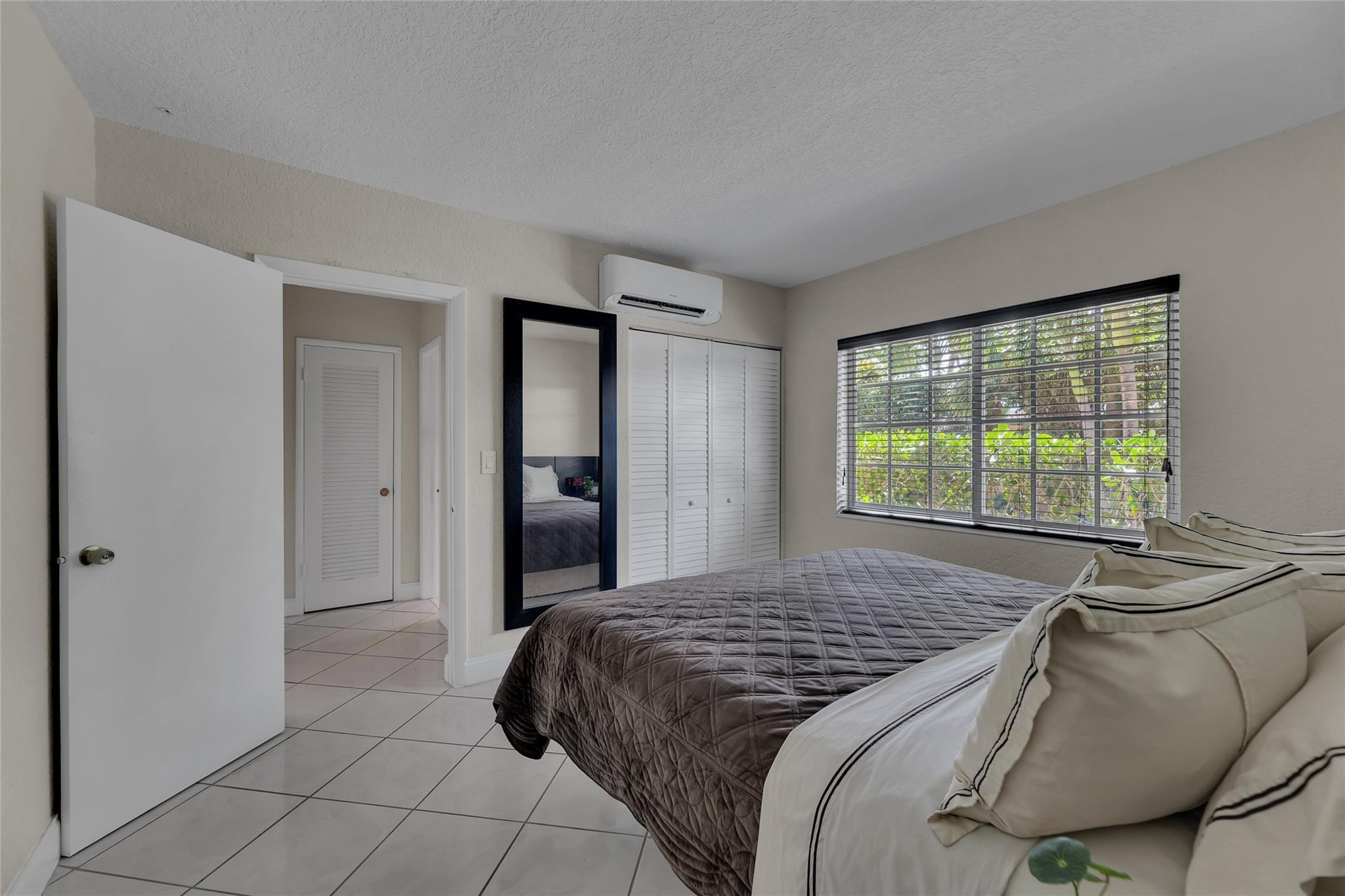 Silver Shores-Sub Tr D - Residential Income